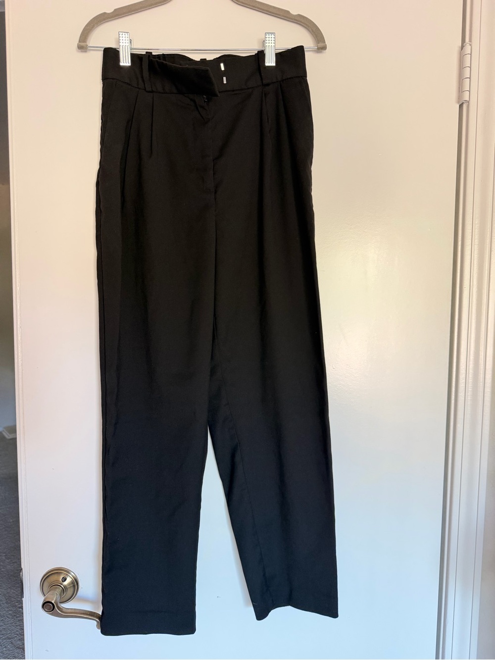 Women’s pants Black Dress Pants - Classic Straight Fit size 6